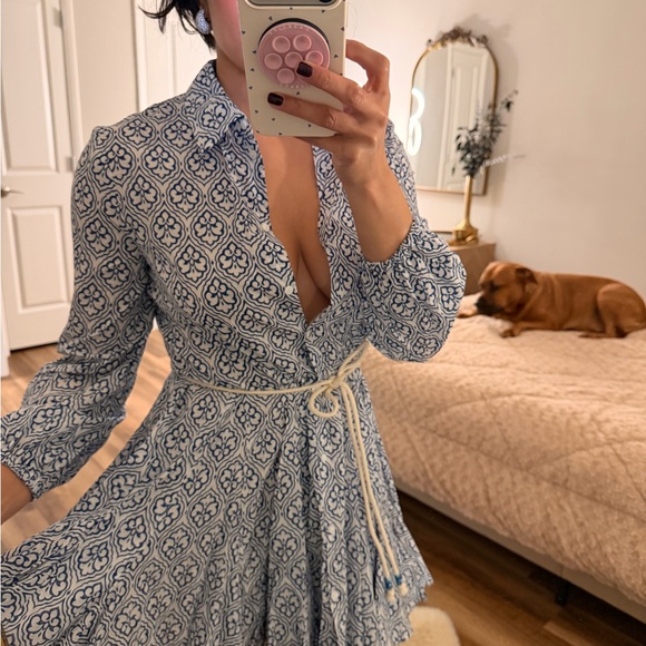 Zara Elegant Blue and White Long Sleeve Dress - Picture 5 of 7